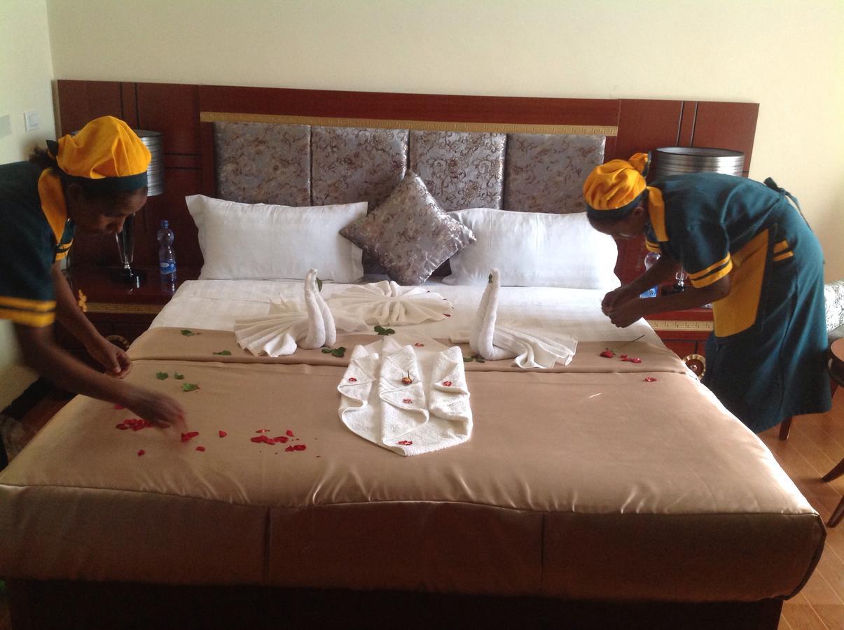 Palm Palace Hotel Bahir Dar Buitenkant foto