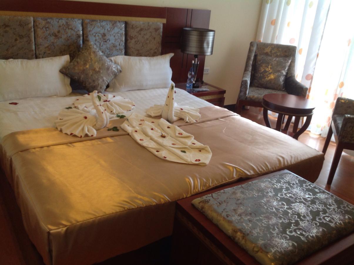 Palm Palace Hotel Bahir Dar Buitenkant foto