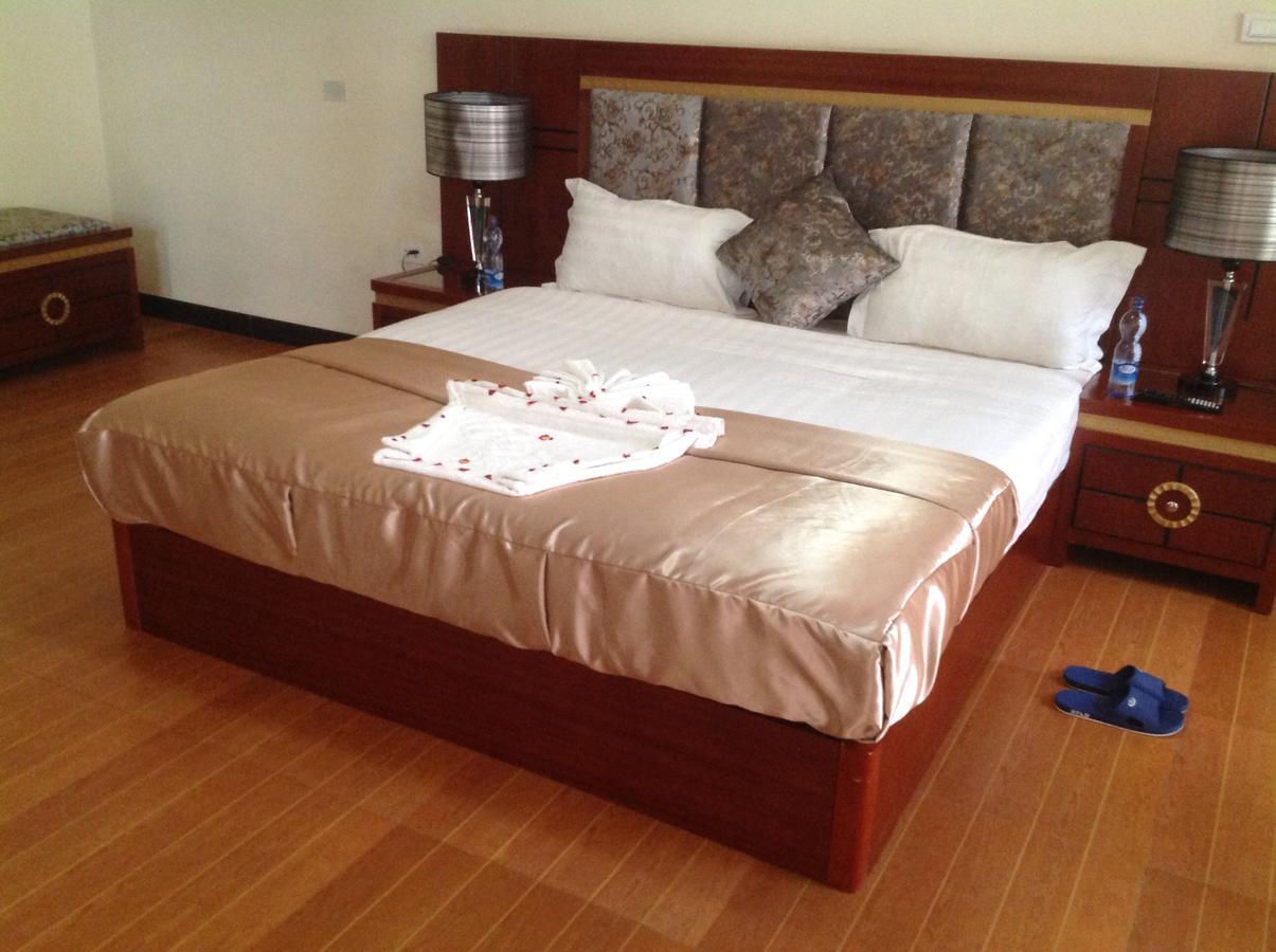 Palm Palace Hotel Bahir Dar Buitenkant foto
