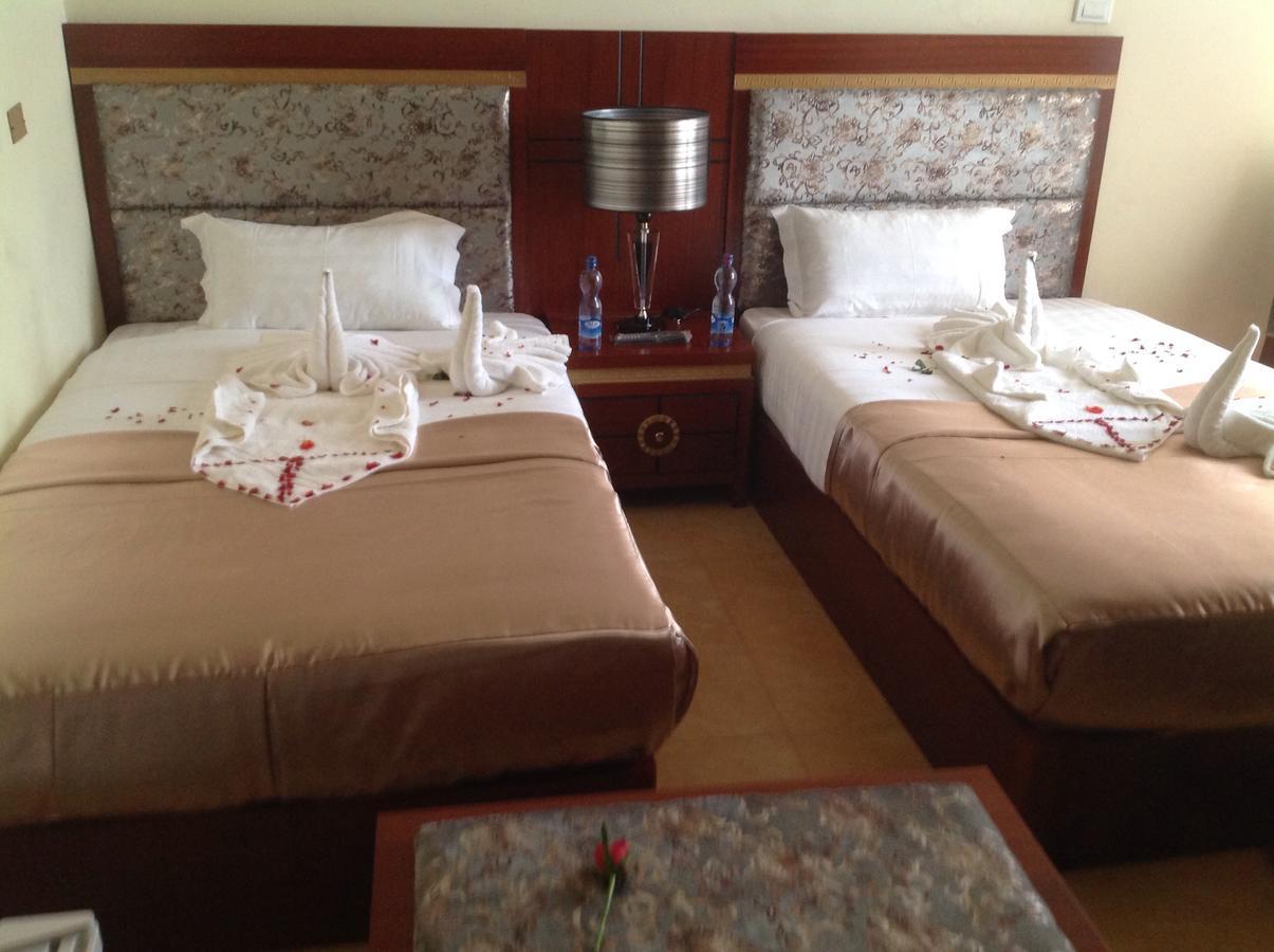 Palm Palace Hotel Bahir Dar Buitenkant foto