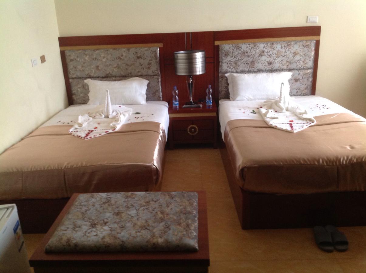 Palm Palace Hotel Bahir Dar Buitenkant foto