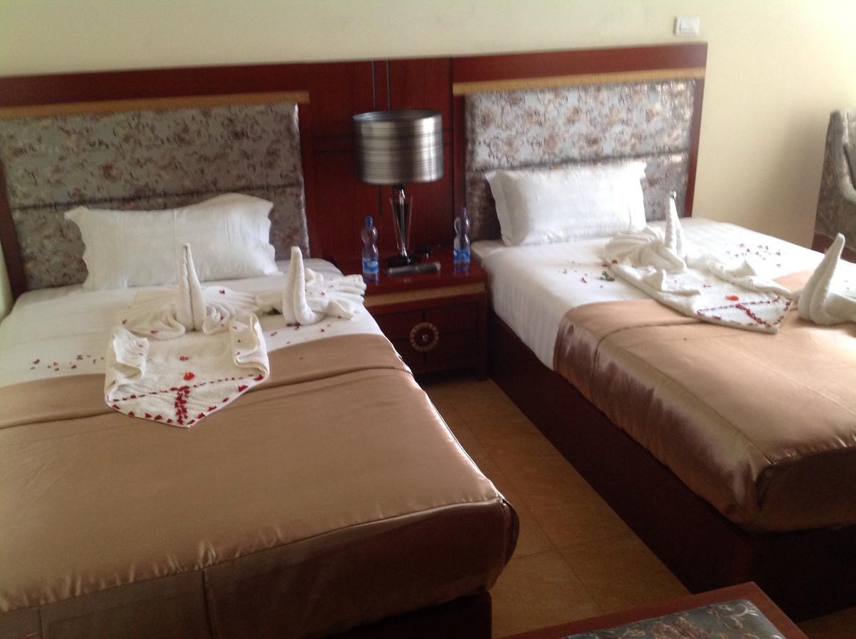 Palm Palace Hotel Bahir Dar Buitenkant foto